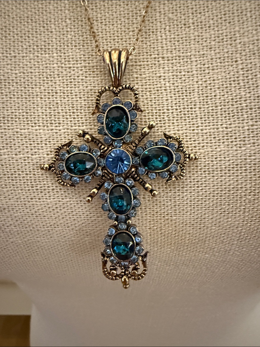 Vintage Blue Crystal Cross Pendant Necklace - Women Jewelry